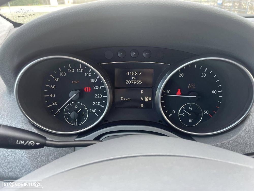 Mercedes-Benz ML 320 CDI - 9