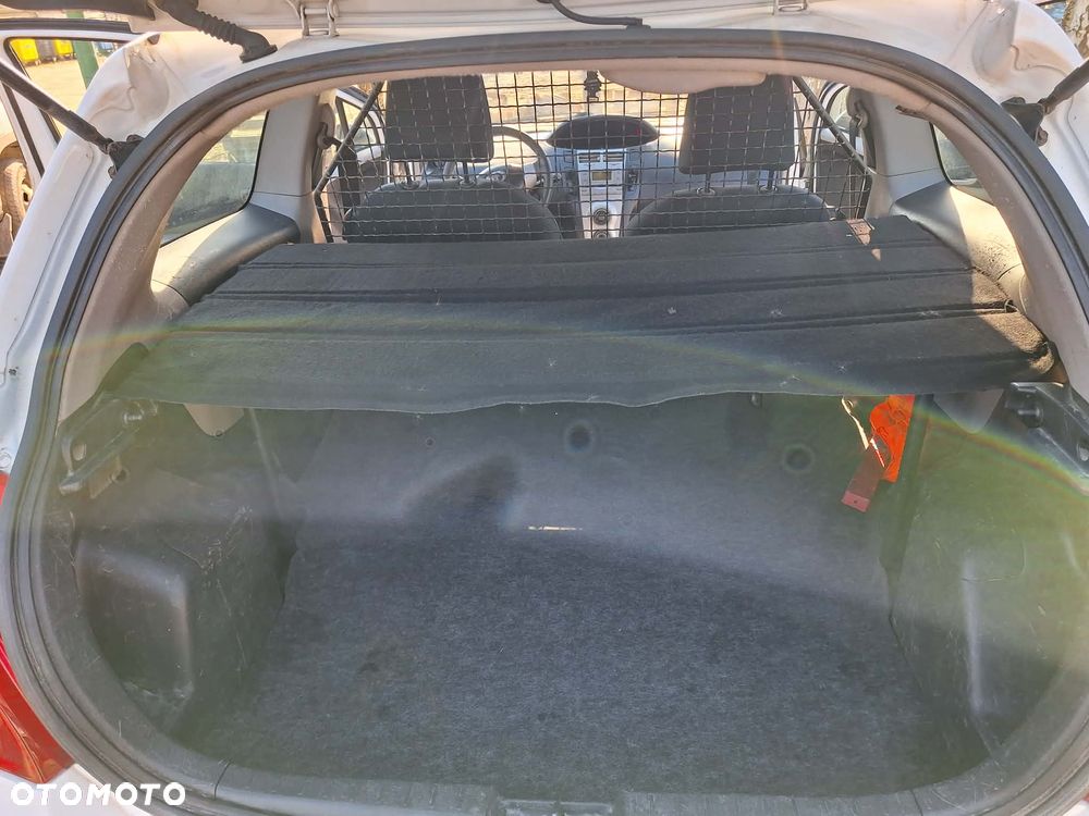 Toyota Yaris 1.4 D-4D Edition - 22
