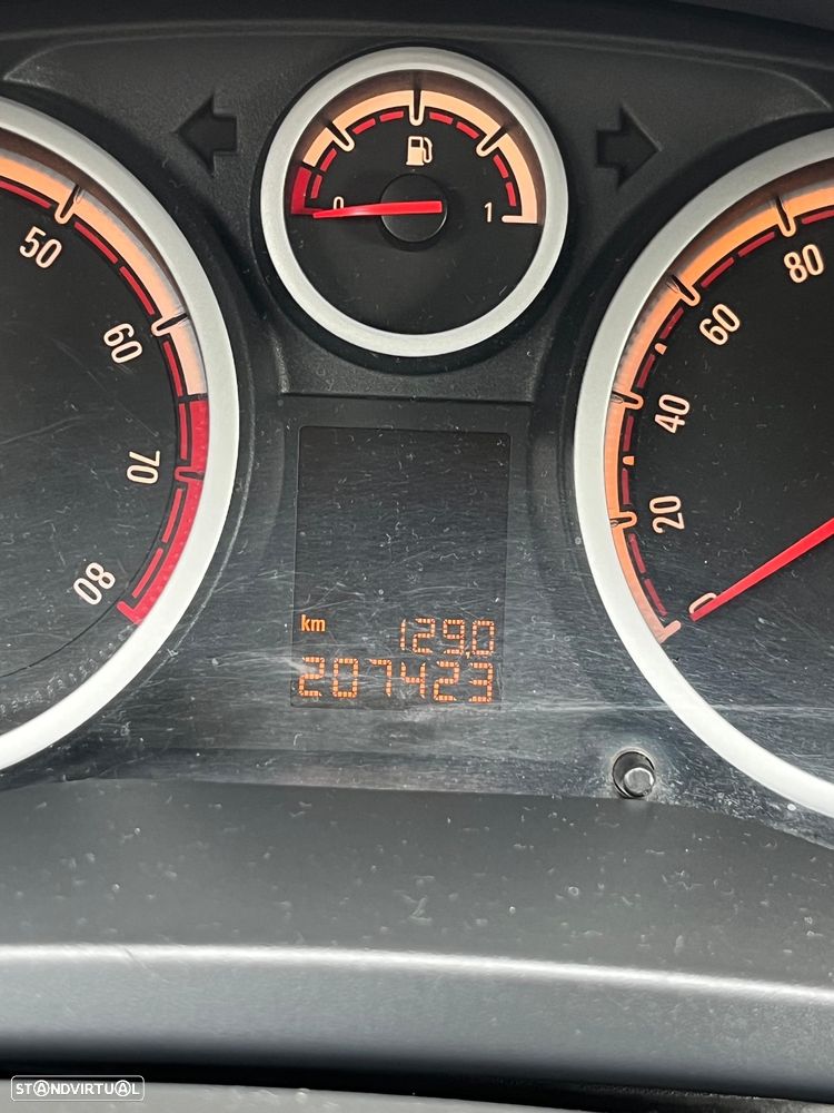 Opel Corsa 1.2 Black Edition - 9