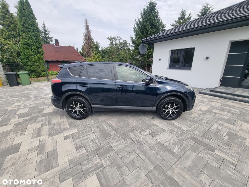 Toyota RAV4 2.0 Premium 4x4 - 2