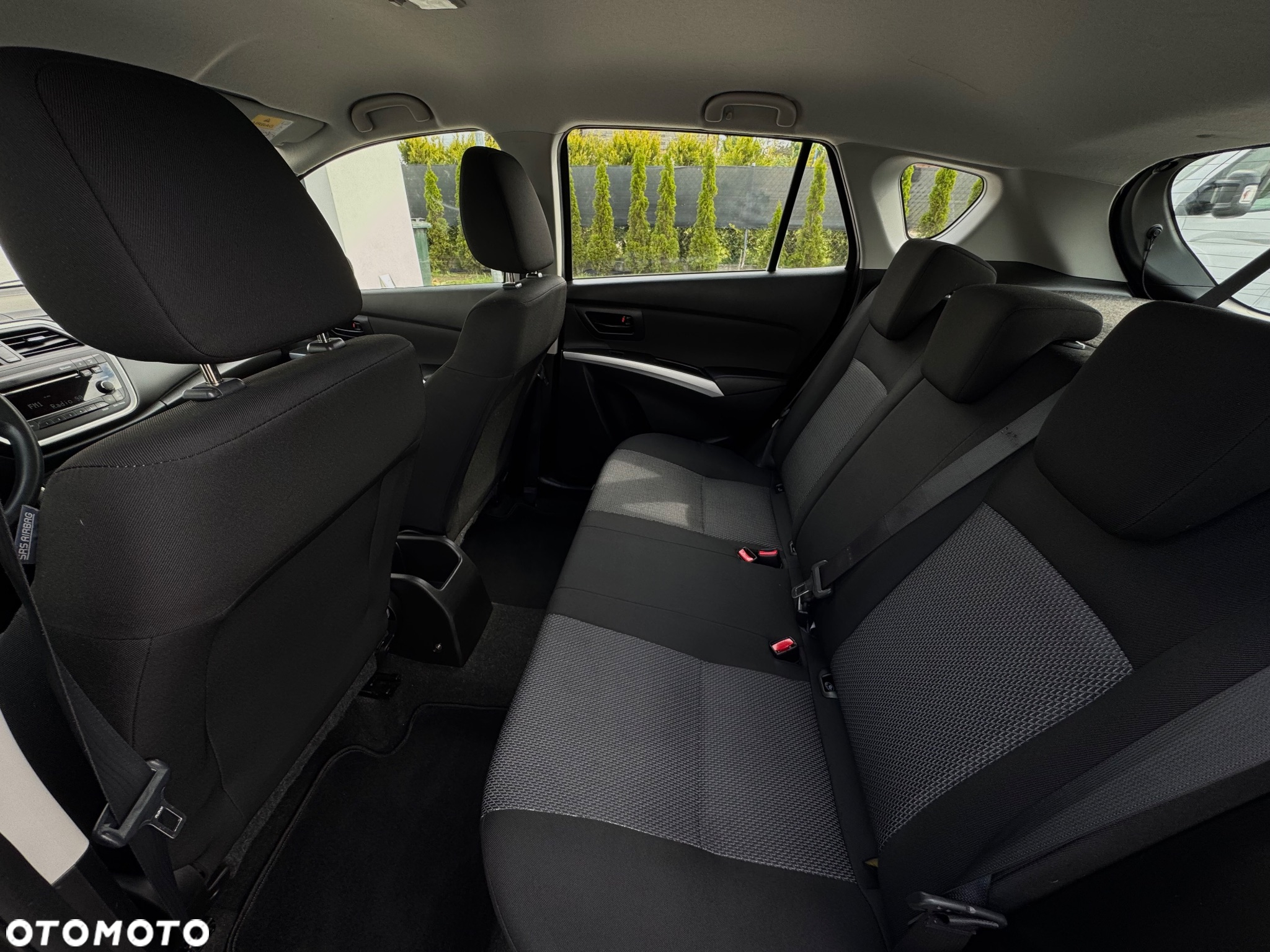 Suzuki SX4 S-Cross 1.6 Comfort - 32