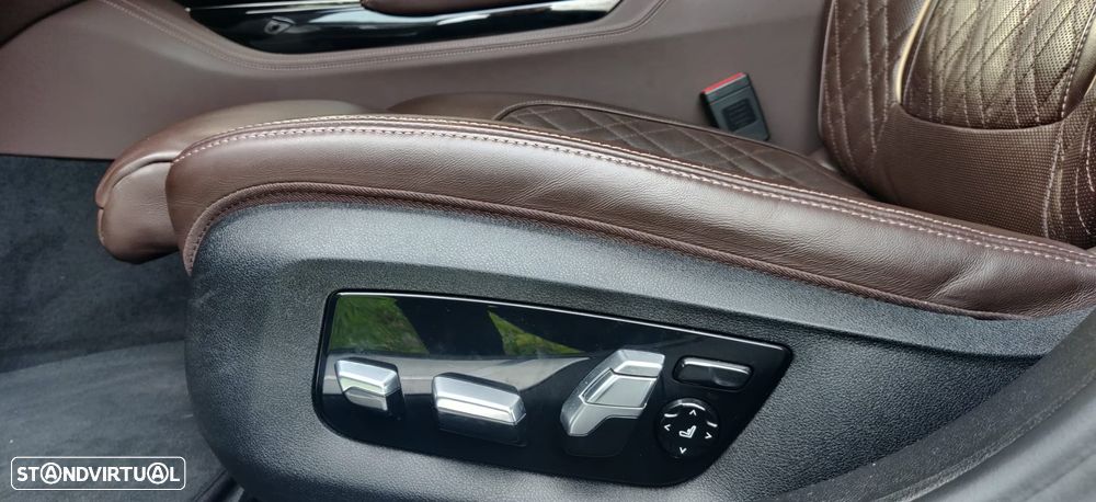 BMW 745 e iPerformance Pack M Auto - 34