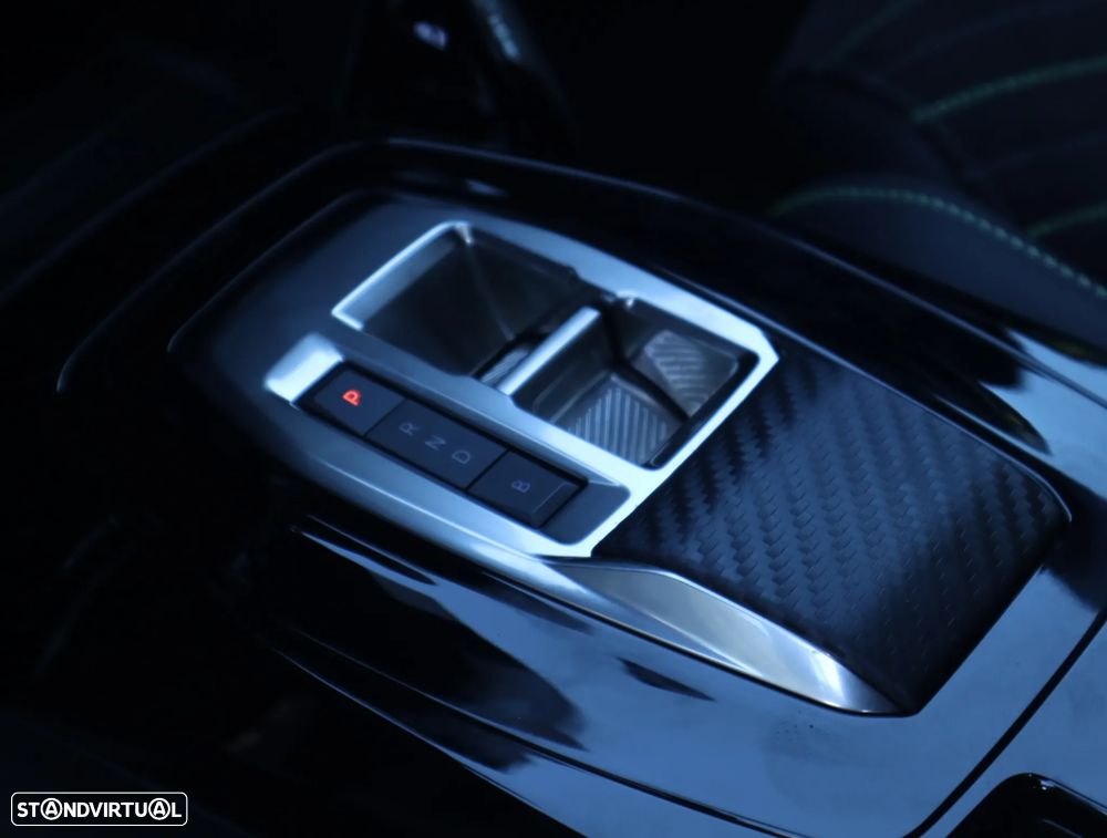 Peugeot e-208 GT - 33