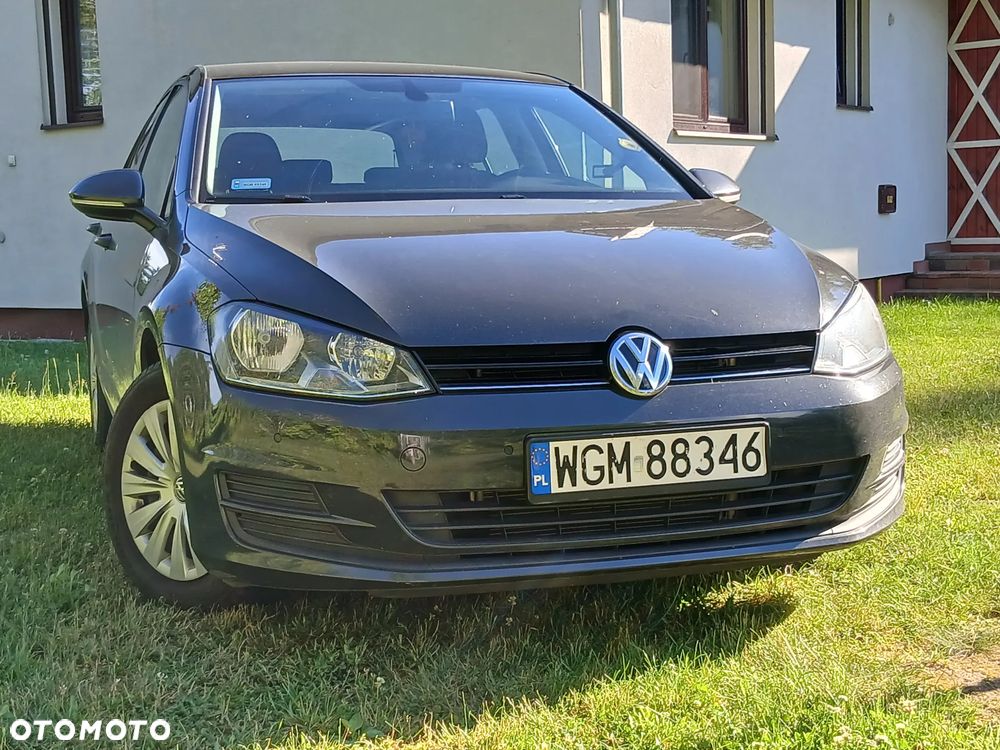 Volkswagen Golf - 1