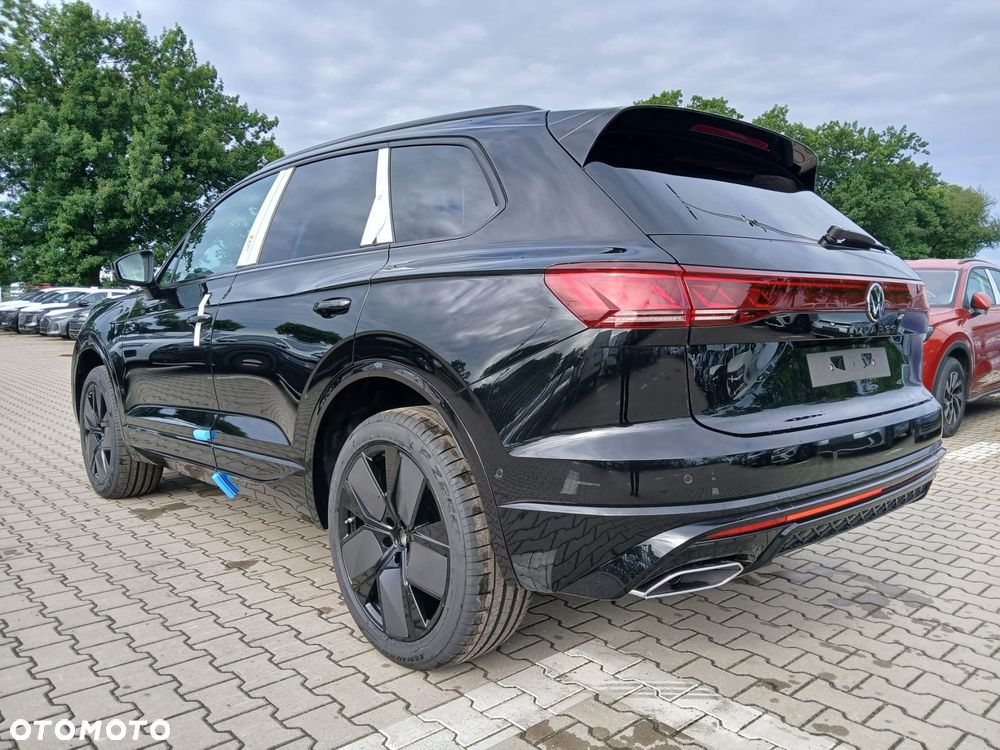 Volkswagen Touareg - 7
