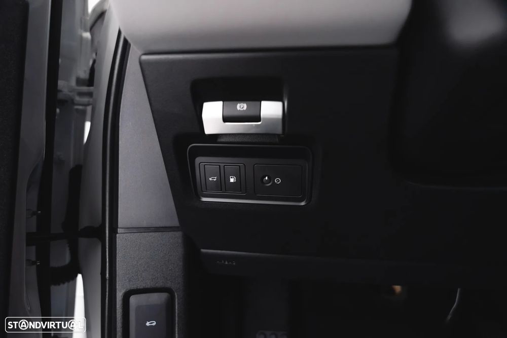 Land Rover Range Rover Evoque P300e R-Dynamic HSE - 39