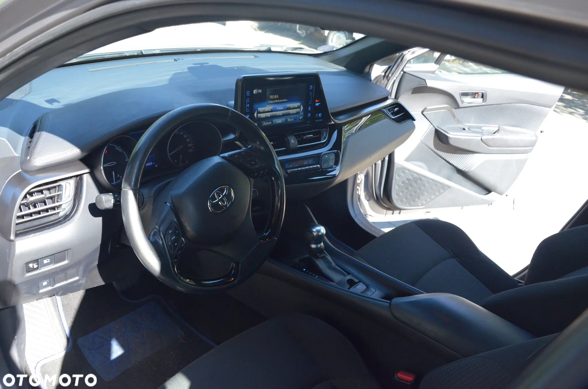 Toyota C-HR - 29