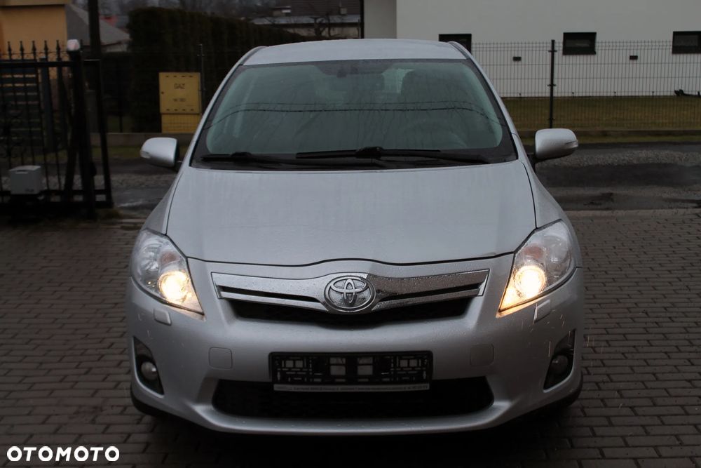 Toyota Auris - 1