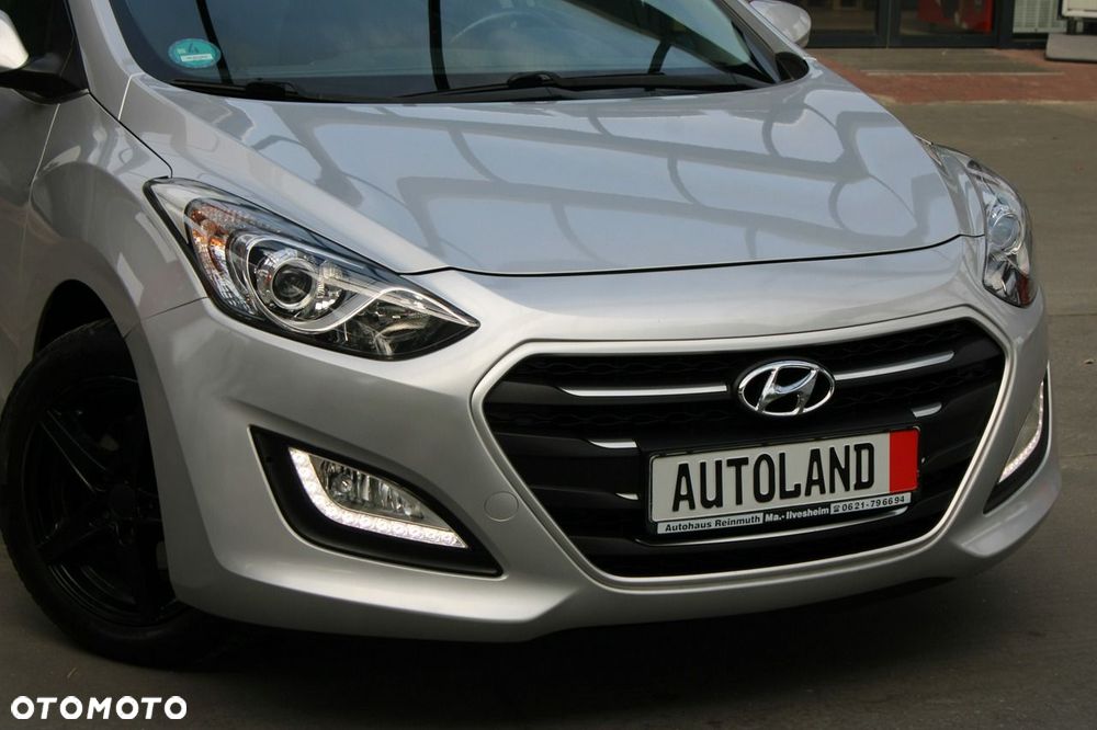 Hyundai i30 1.4 YES - 16