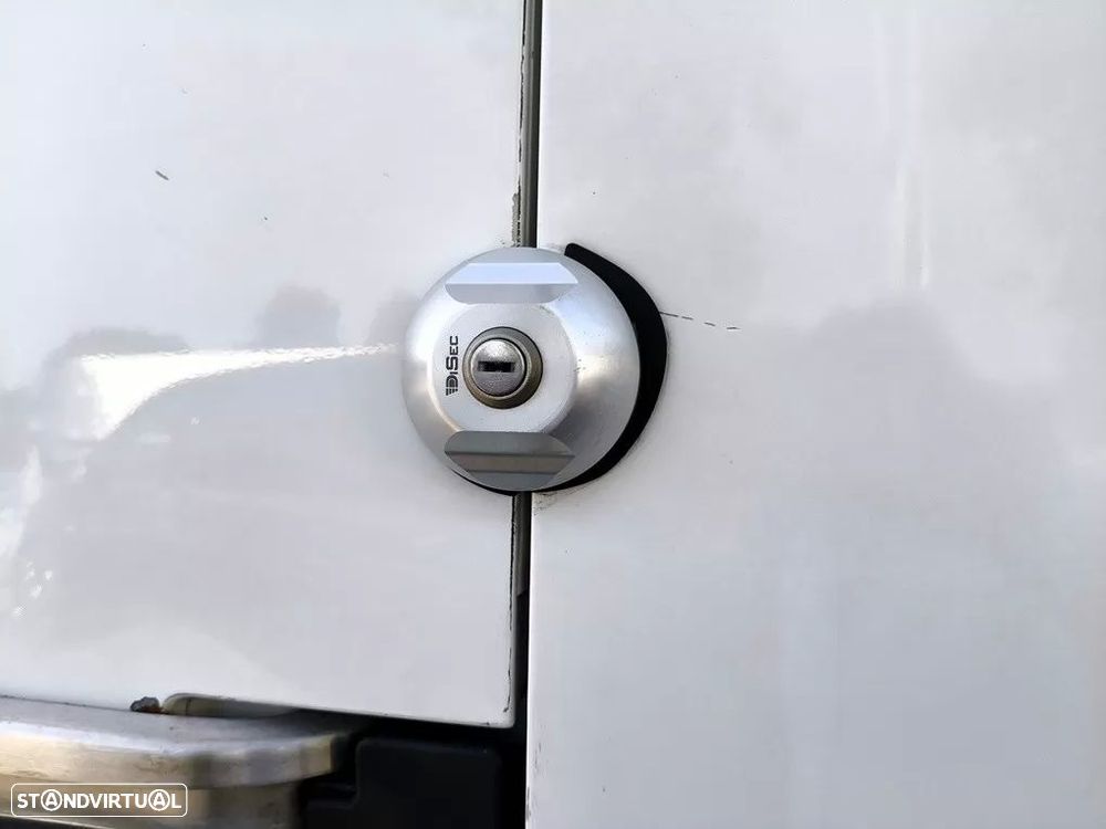 Peugeot Boxer L2H2 335 2.0 Bluehdi - 19