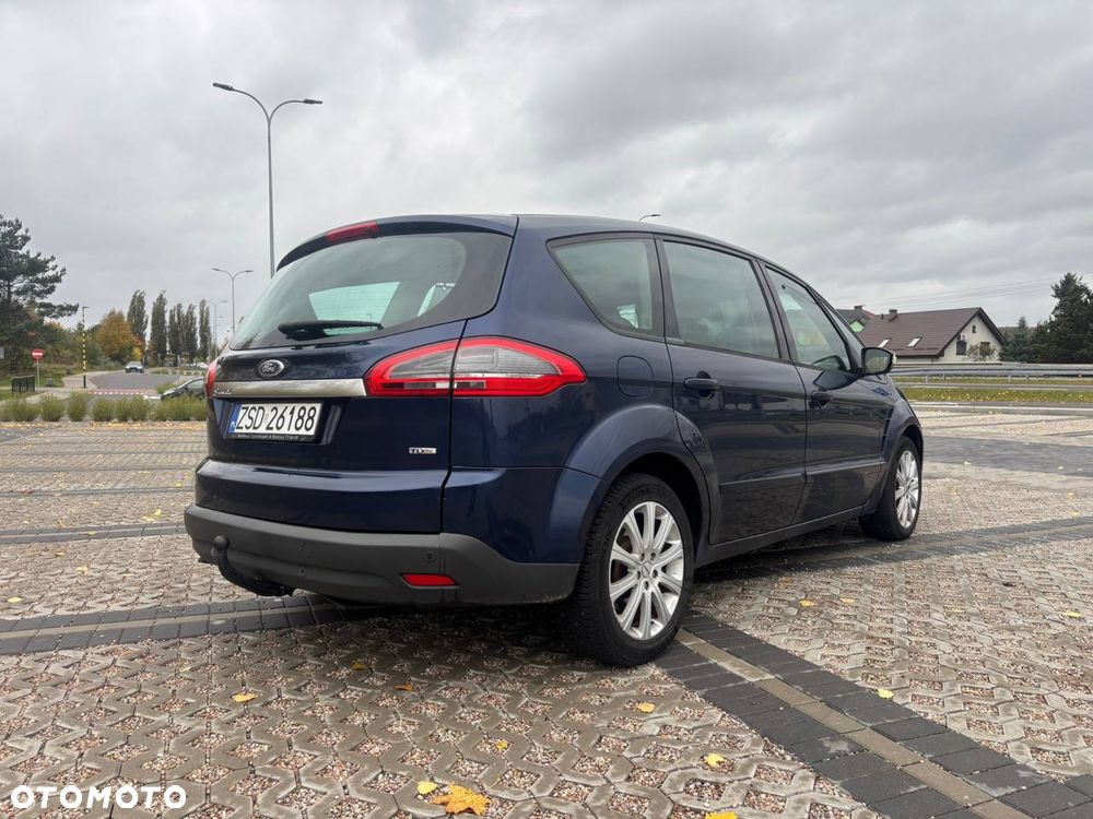 Ford S-Max - 7