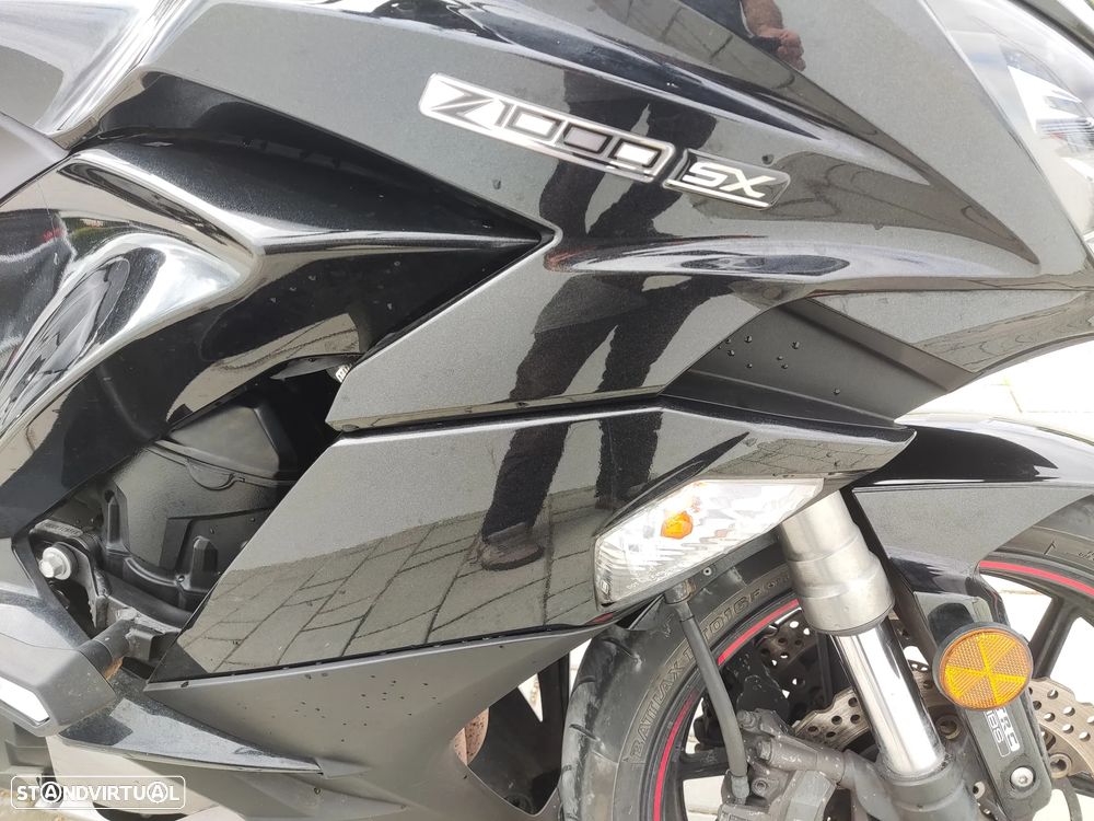 Kawasaki Z 1000SX - 8