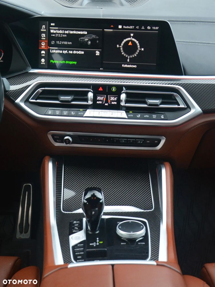 BMW X6 M50i - 11