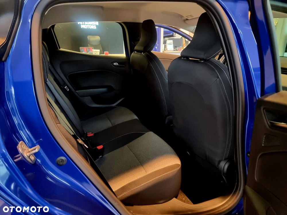 Mitsubishi Colt 1.0T Invite Style Cold - 8