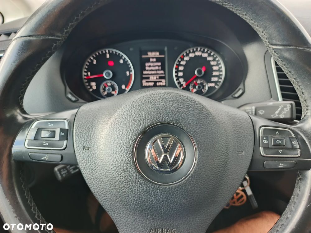 Volkswagen Sharan 2.0 TDI Highline - 9