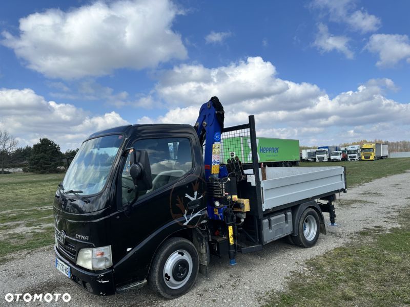 Toyota DYNA - 2