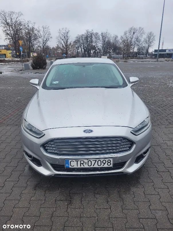 Ford Fusion - 1