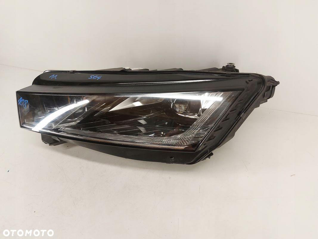 Skoda Octavia 4 5E4 20- lampa lewa przednia przód - 4