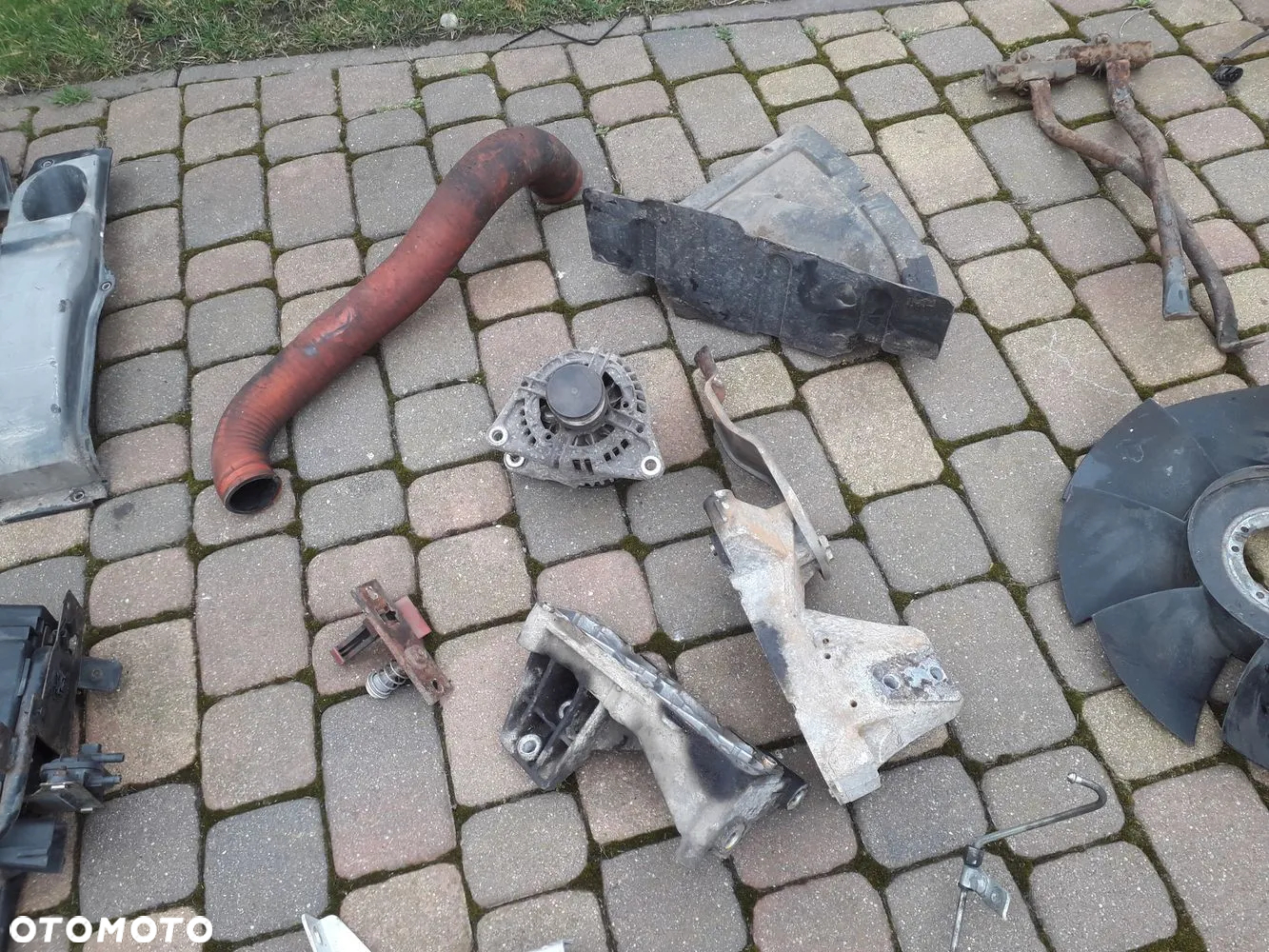 Iveco daily 2006-2011r 3,0 różne części blacharskie mechaniczne elektryka  i inne - 12