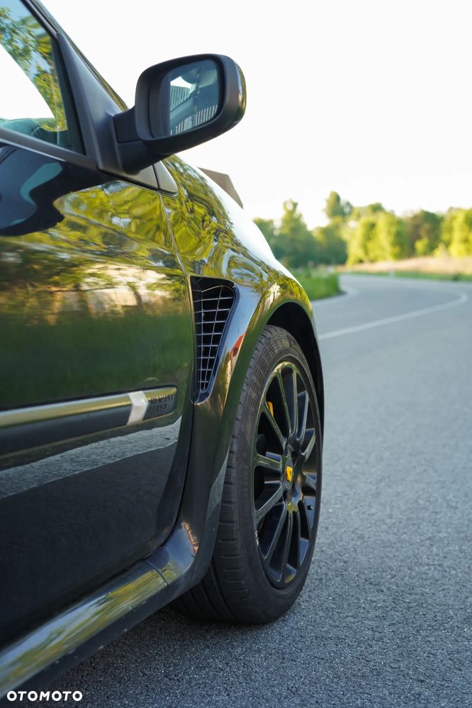 Renault Clio Sport F1-Team R27 - 15