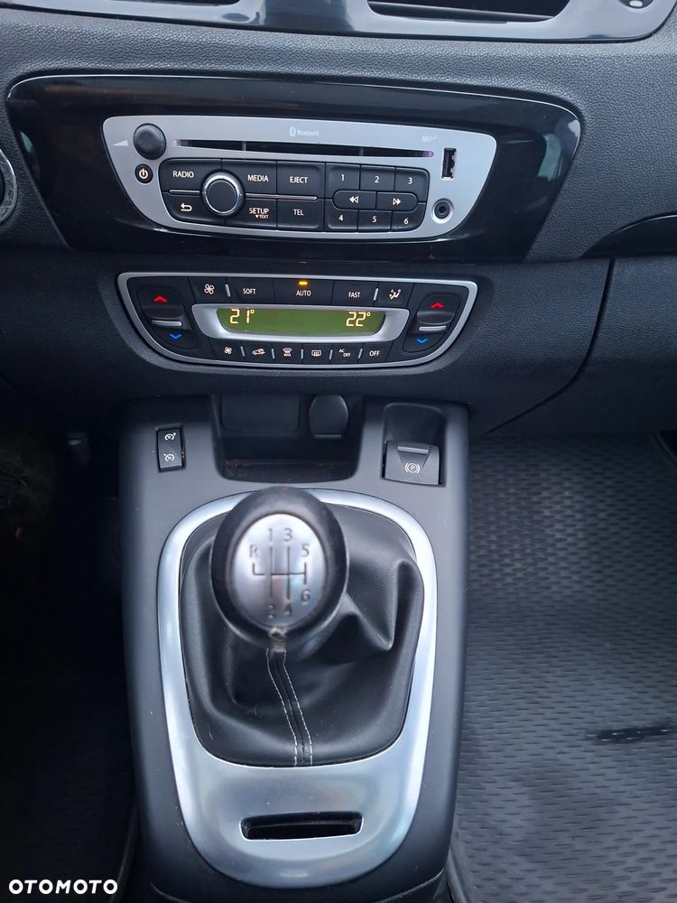 Renault Scenic 1.6 dCi Energy Bose Edition - 21