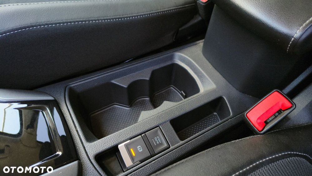 Volkswagen T-Roc - 28
