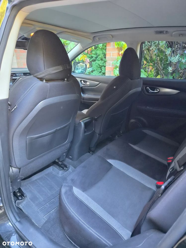 Nissan Qashqai 1.6 DIG-T N-Connecta - 18