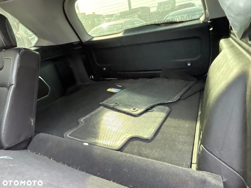 Jeep Grand Cherokee - 24