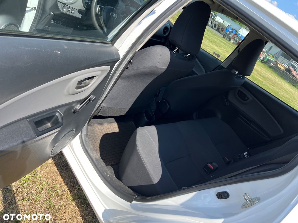 Toyota Yaris 1.0 Active - 8