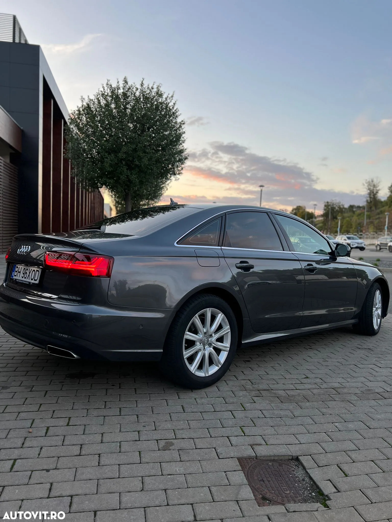 Audi A6 2.0 TDI Ultra DPF S tronic - 3