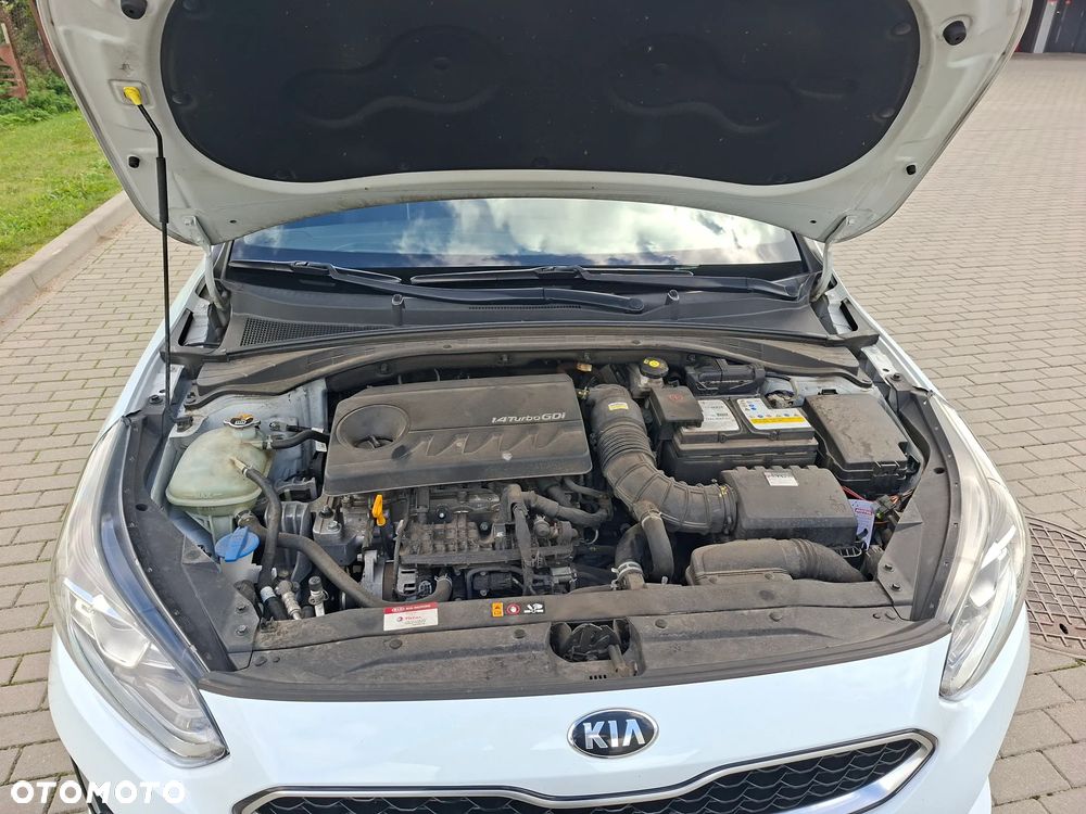 Kia Ceed 1.4 T-GDI DCT OPF GT Line - 3