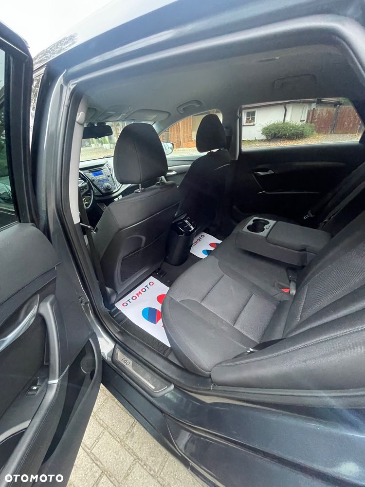 Hyundai i40 1.7 CRDi BlueDrive Business DCT - 40