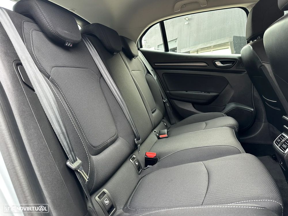 Renault Mégane BLUE dCi 115 BUSINESS EDITION - 21