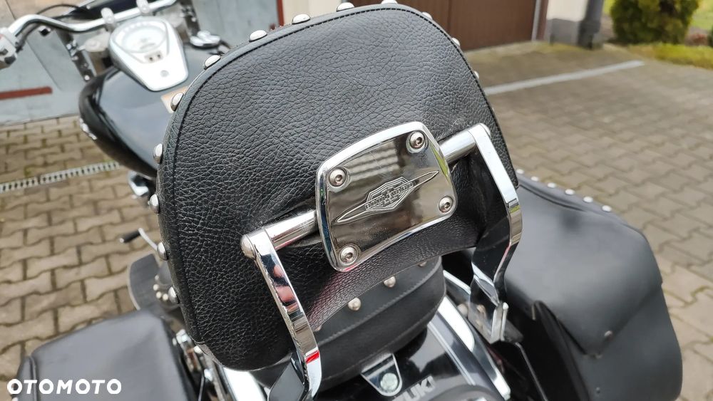 Suzuki Boulevard - 21