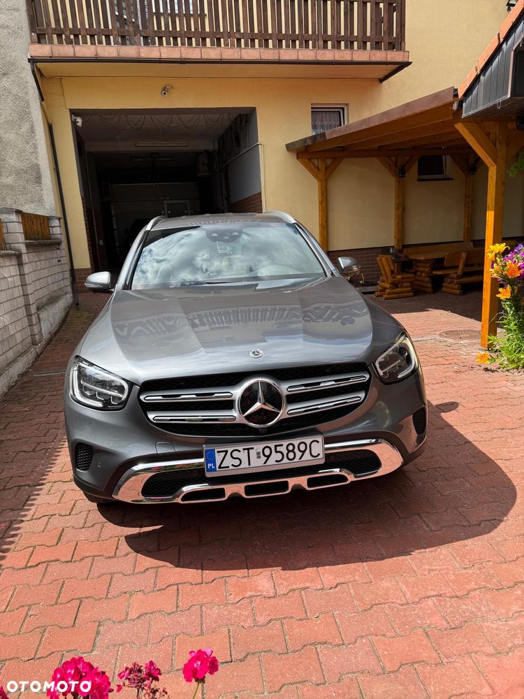 Mercedes-Benz GLC - 1