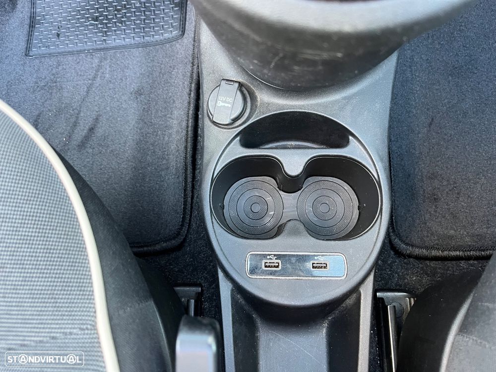 Fiat 500C 1.0 Hybrid Lounge - 40