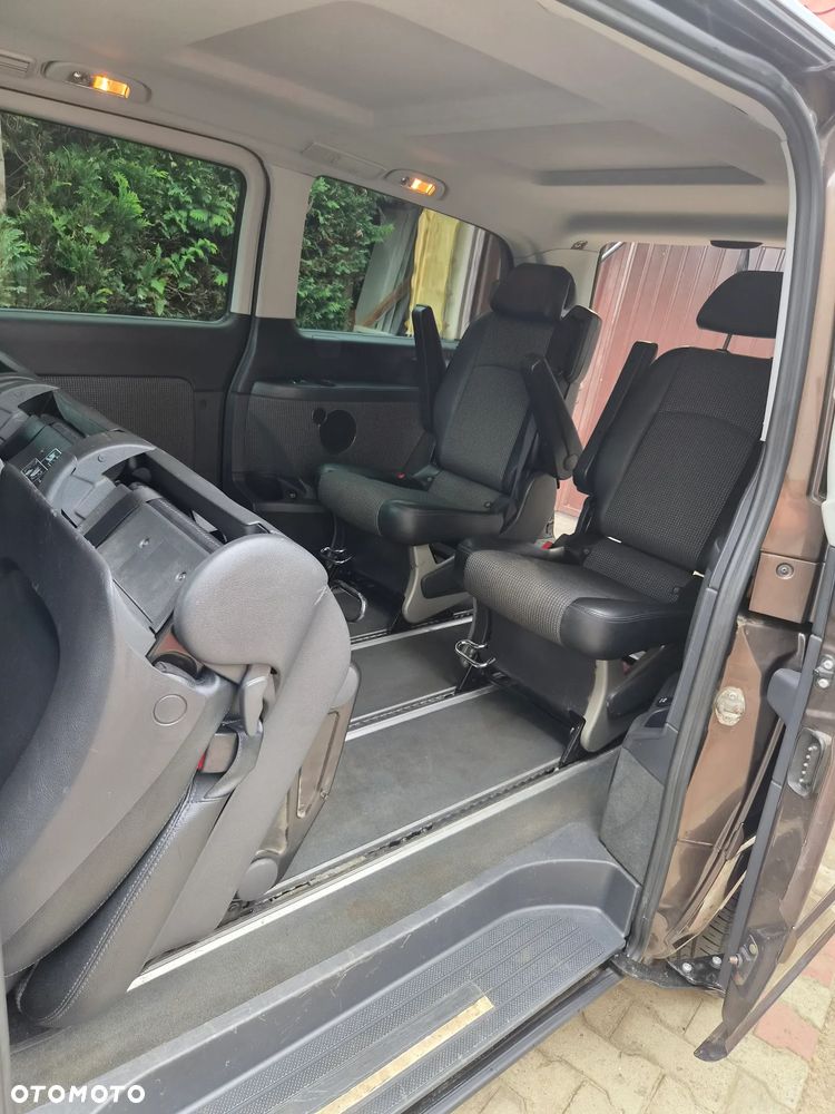Mercedes-Benz Viano - 11