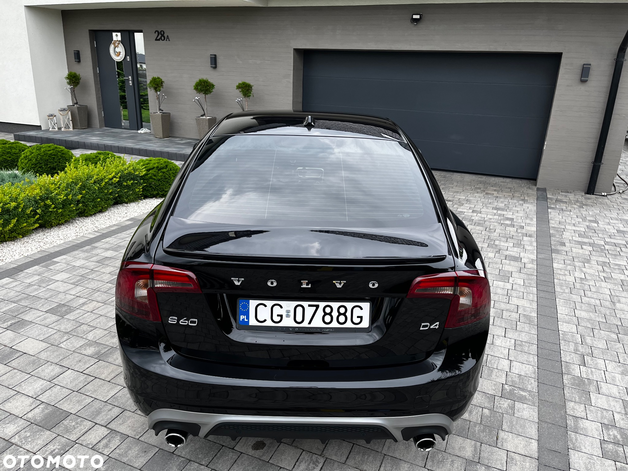 Volvo S60 D4 Drive-E R-Design Momentum - 12