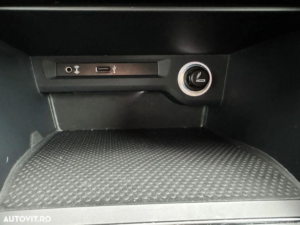 Volkswagen Touran 1.4 TSI DSG Comfortline - 21