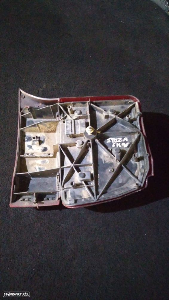 Farolim Stop Esq Seat Ibiza Ii (6K1) - 3