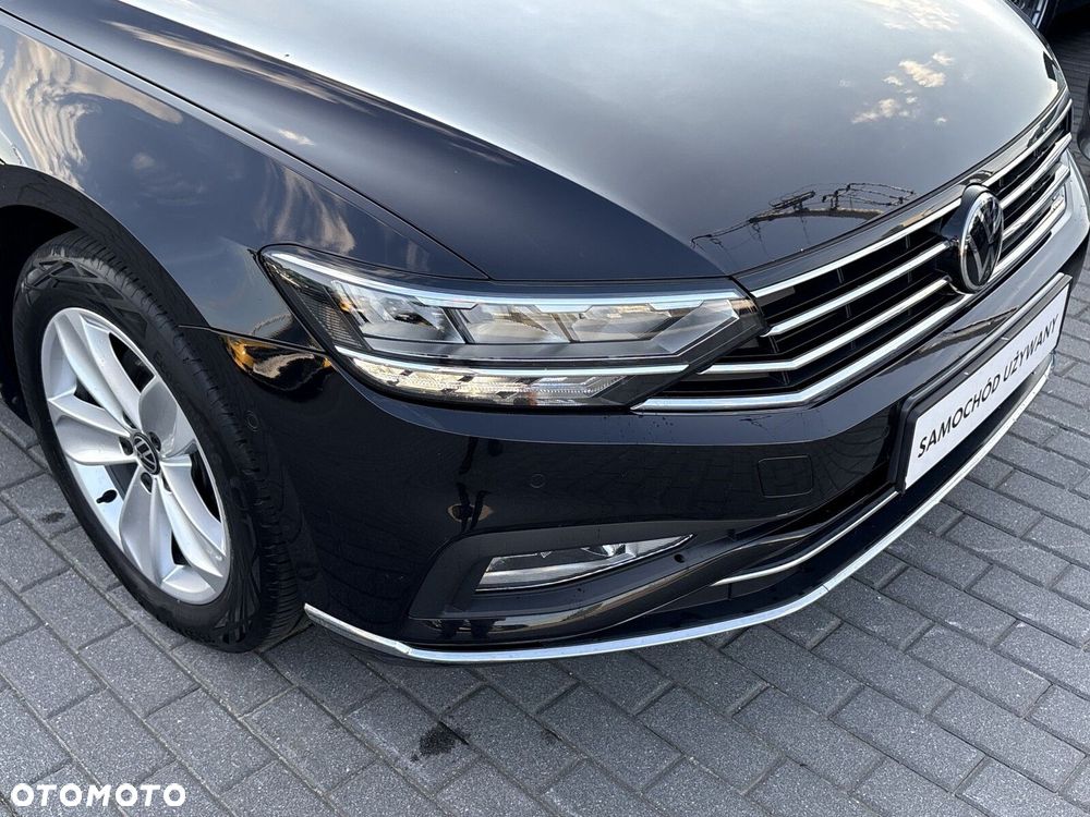 Volkswagen Passat - 28