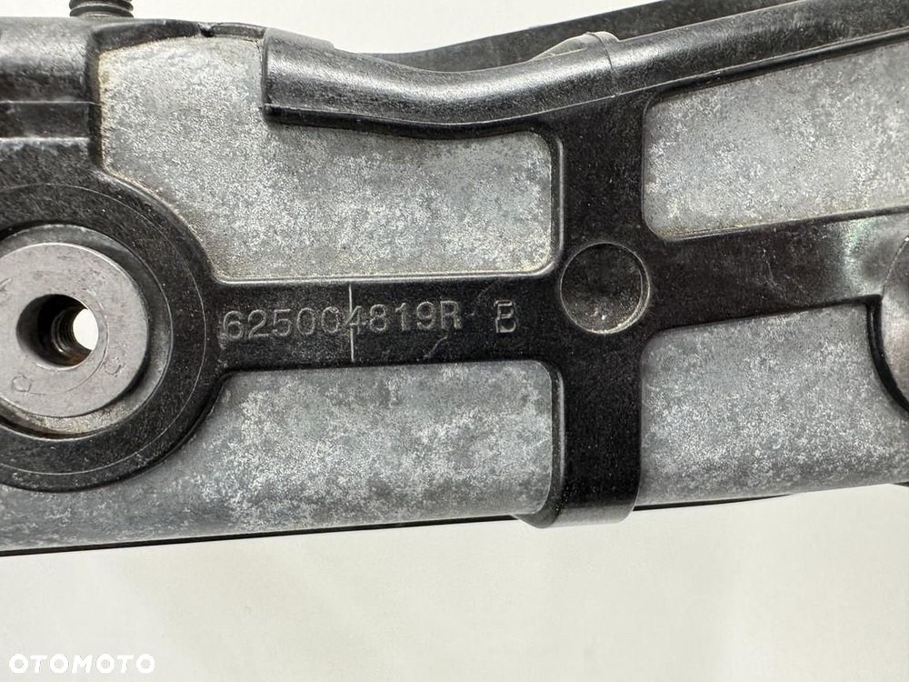 Pas przód  Renault Megane e tech 625004819R - 5