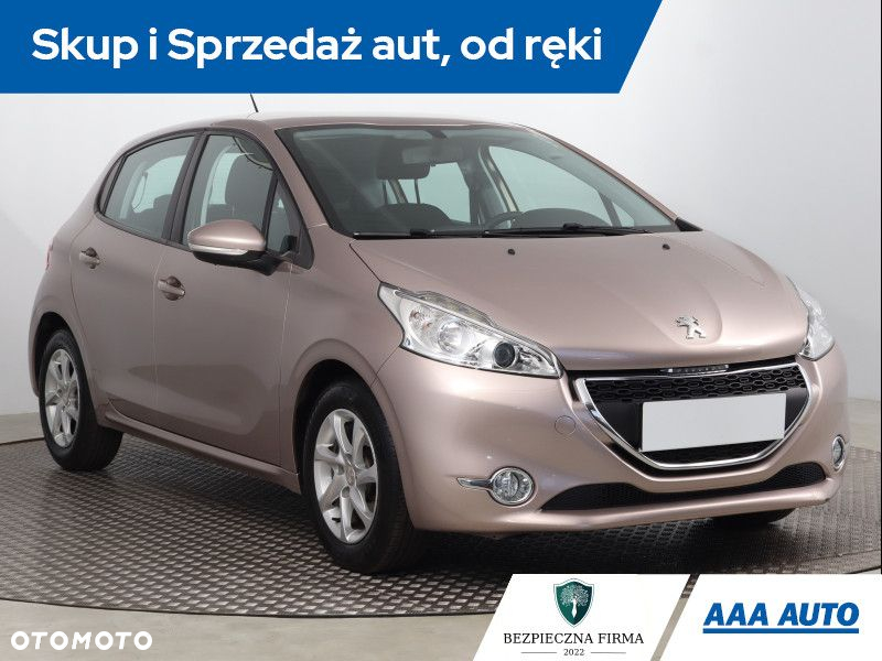 Peugeot 208 - 2