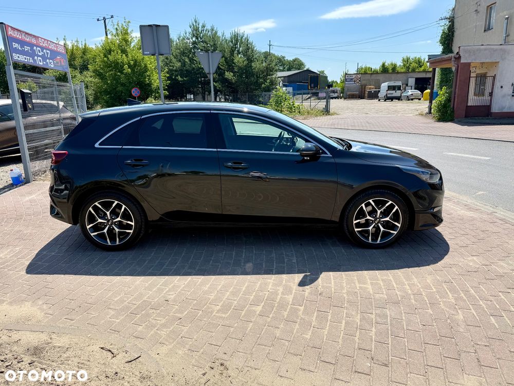 Kia Ceed 1.5 T-GDI OPF Nightline Edition - 24