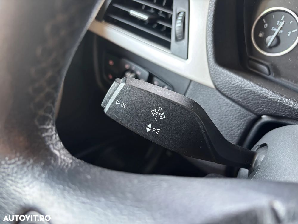 BMW Seria 3 316d Touring Aut. - 21
