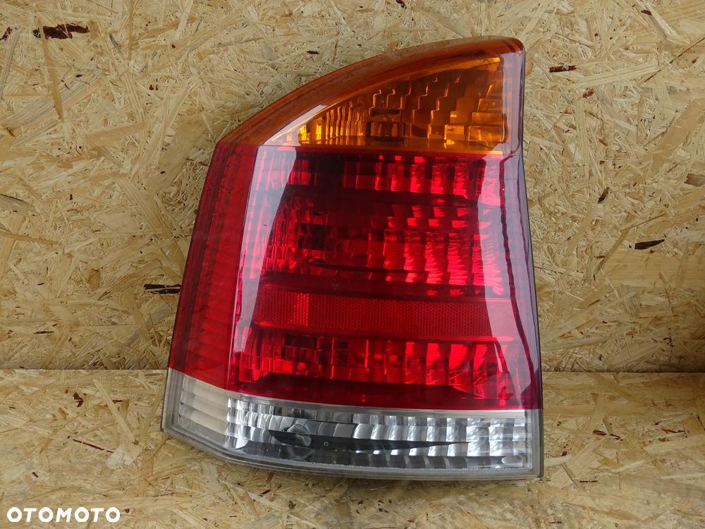 LAMPY TYŁ REFLEKTORY PRZÓD SOCZEWKA H7 ORG. GM LAMPA PRAWA VECTRA C SIGNUM - 8