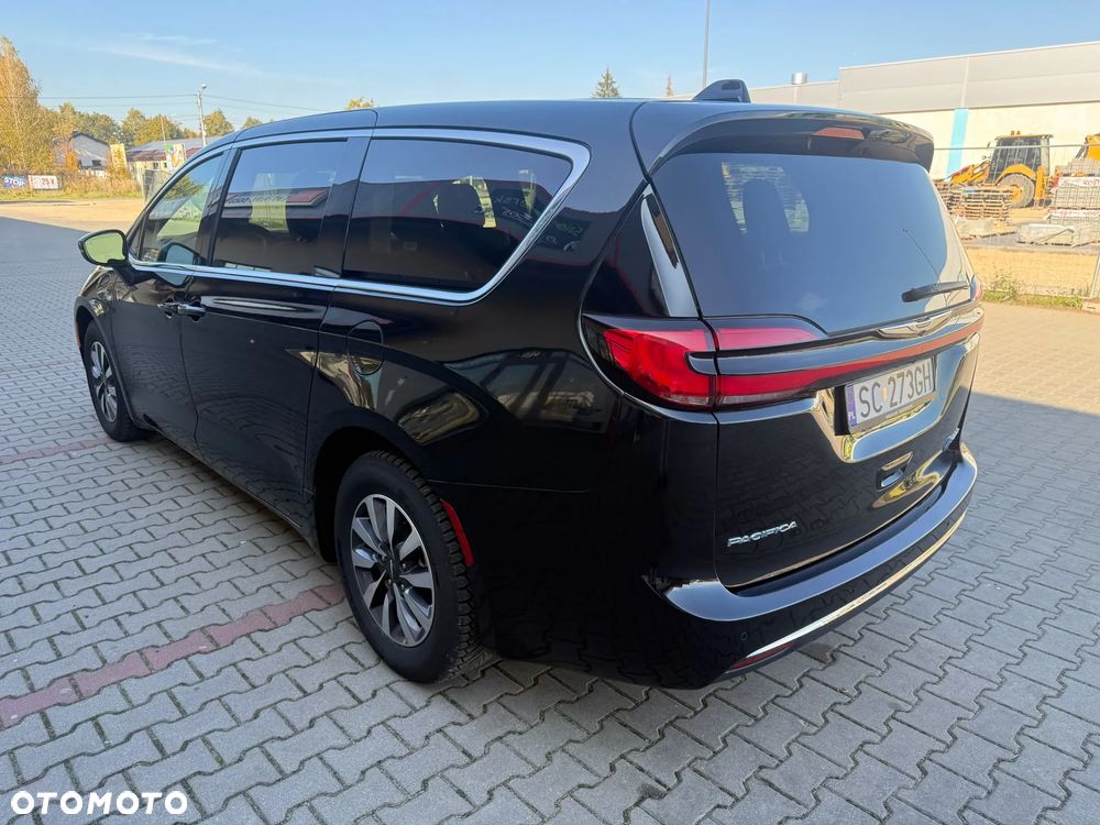 Chrysler Pacifica - 38