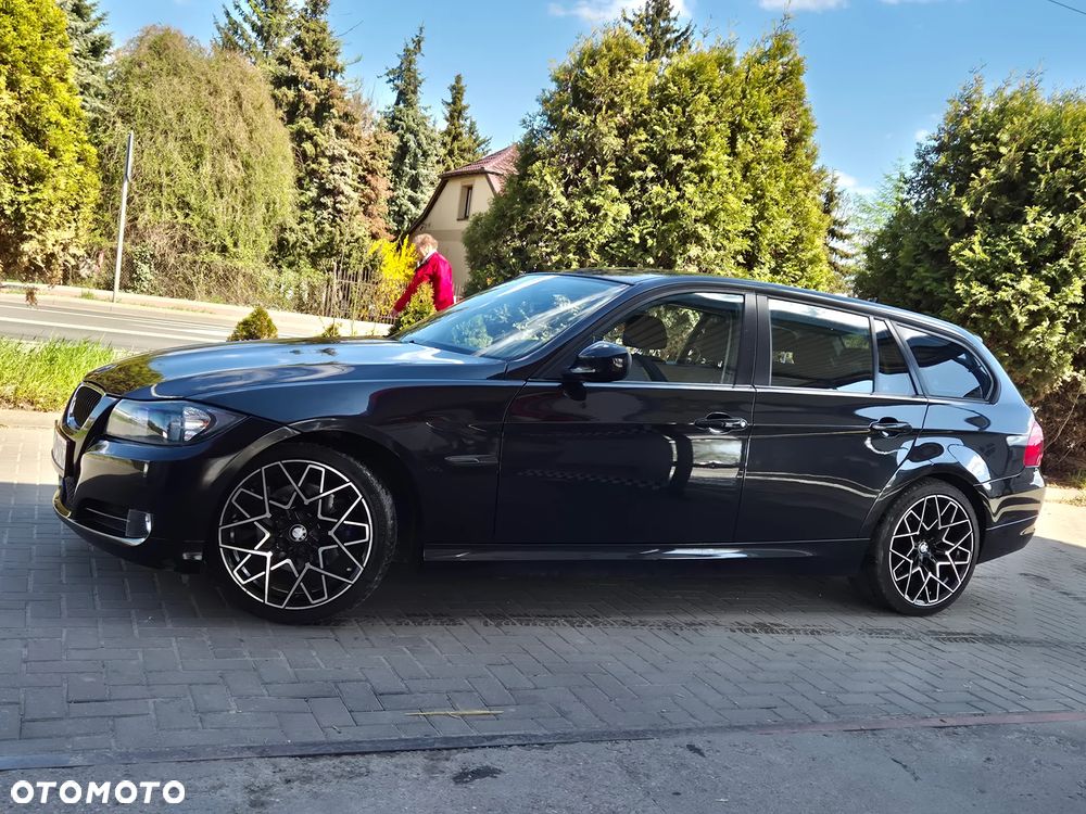 BMW Seria 3 320d - 5