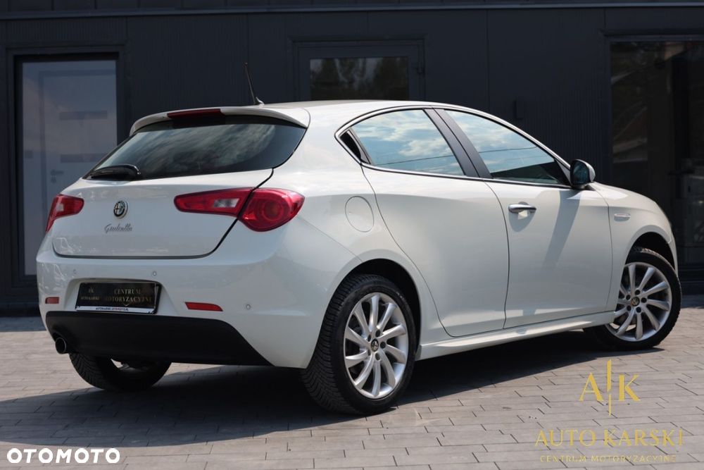 Alfa Romeo Giulietta - 4