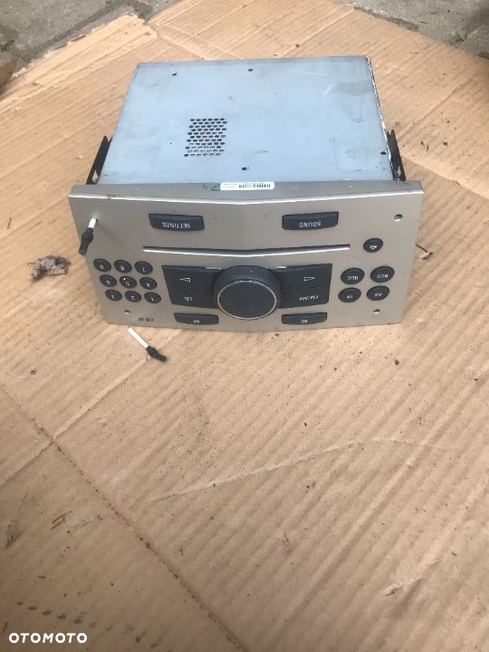 RADIO CD SIGNUM VECTRA C - 1